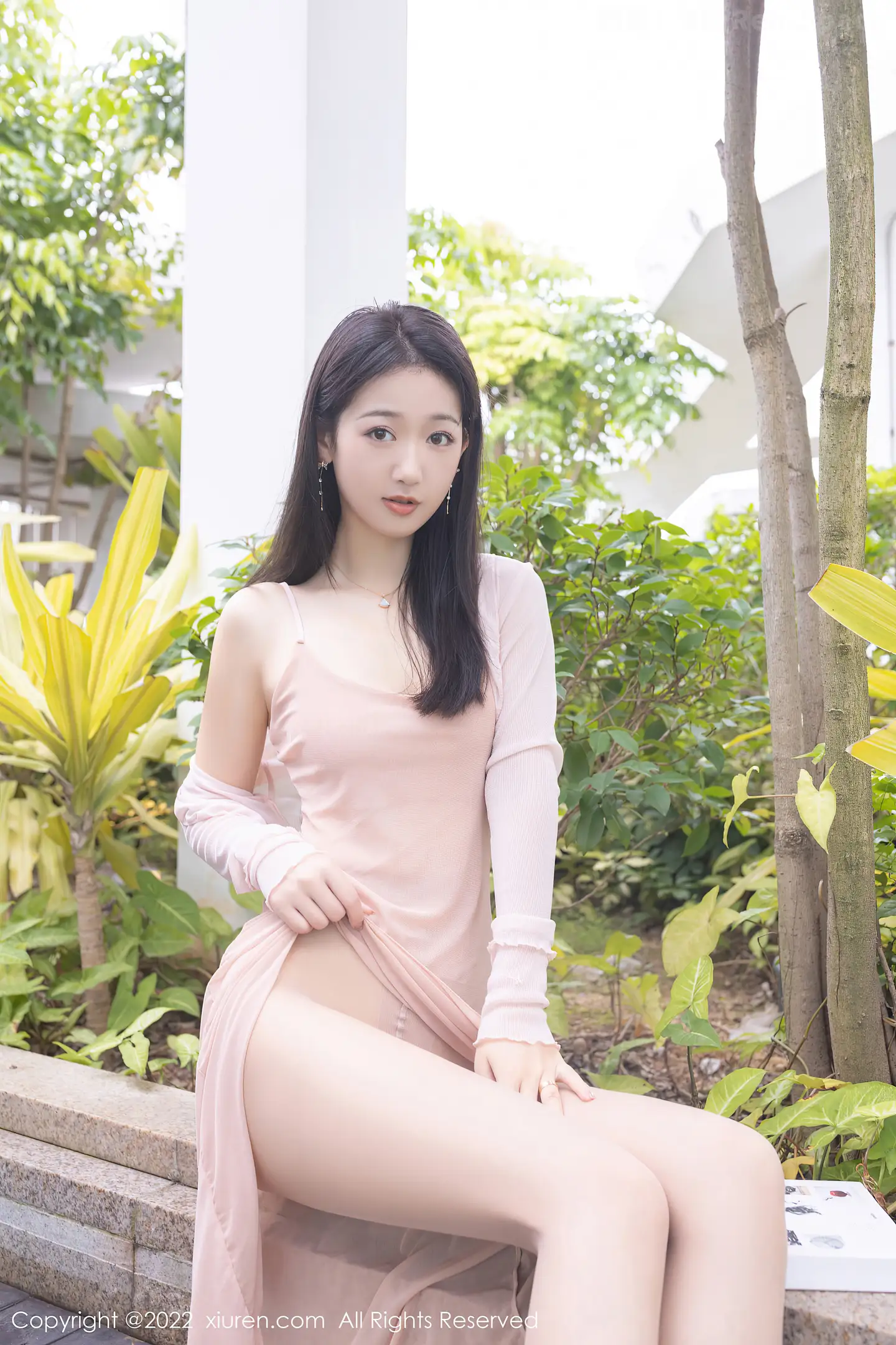 图片[5]-[XiuRen秀人网] VOL.5293 模特唐安琪云南旅拍性感轻透薄纱连衣长裙配超薄肉丝诱惑写真77P-秀人网官方网站